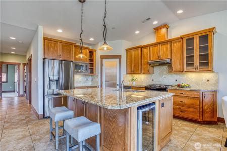 1051 Baker