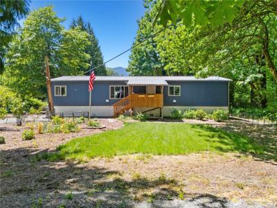 7504 Spruce