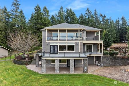6253 Ebbert SE