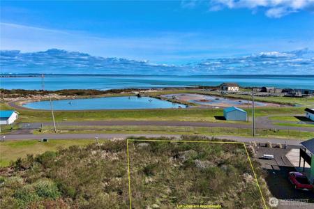 1425 Ocean Shores SW