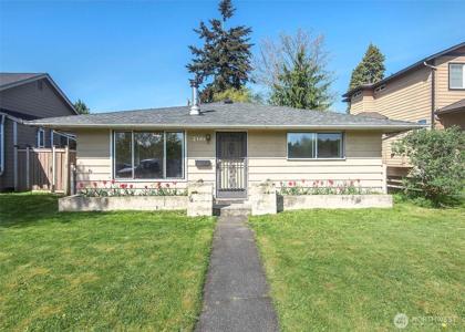2108 Summit