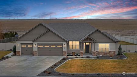 8999 Dune Lake SE