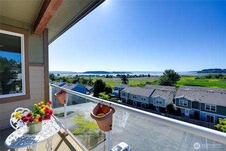 1850 Scenic Heights