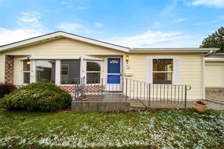 903 Fairview
