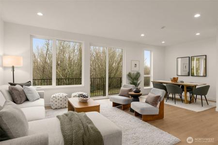 4409 21st SW