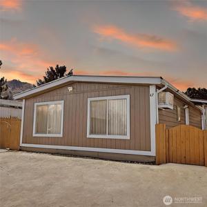1611 Methow St.