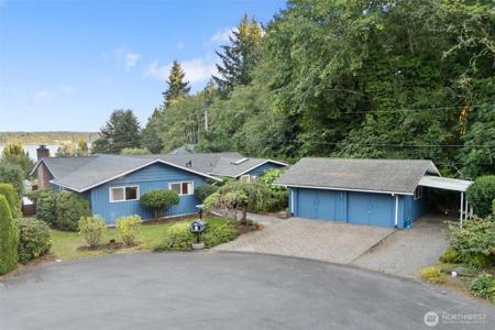 2141 Beverly Beach NW