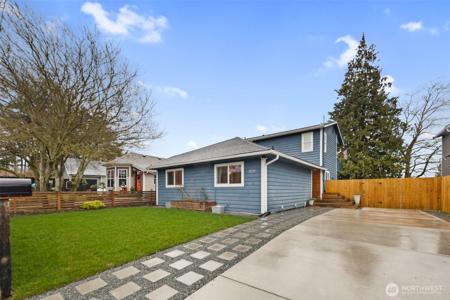 2123 Harrison