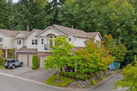 6238 Harbour Heights