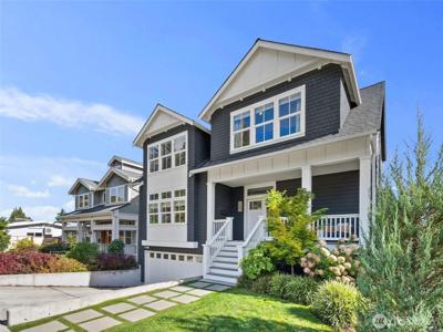 8912 17th NE