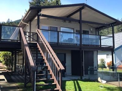 701 Seal Rock
