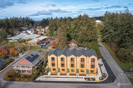 231 Madrona