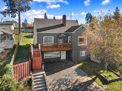 1233 Stevens