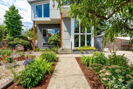 10045 9th SW