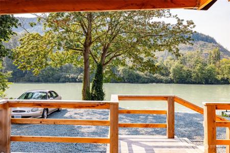 23704 Cove
