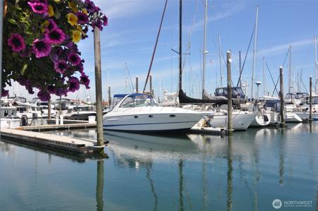 9540 Semiahmoo