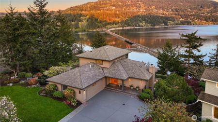 412 Arbutus