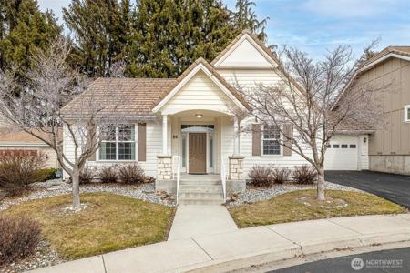 1494 Eastmont