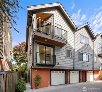 3636 Beach SW