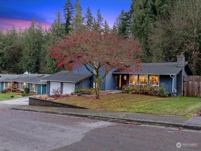 2802 Forest View