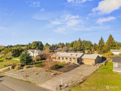 381 Ridge View