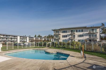 23015 Marine View S