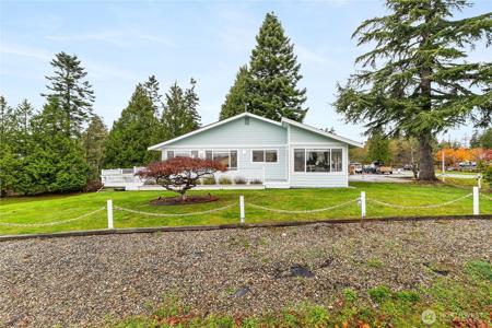 8090 Comox