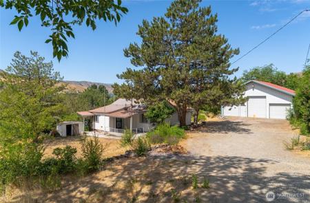 1403 Lower Sunnyslope