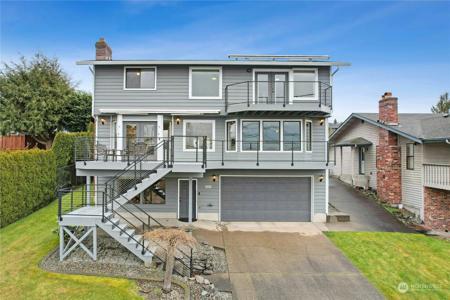 1537 Juniper