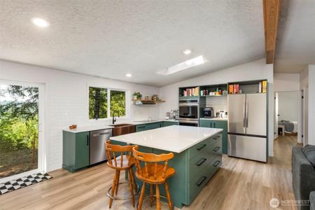 22779 Seabeck Holly Rd