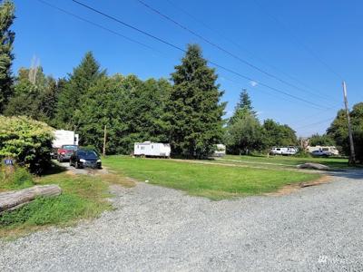 320 Elm