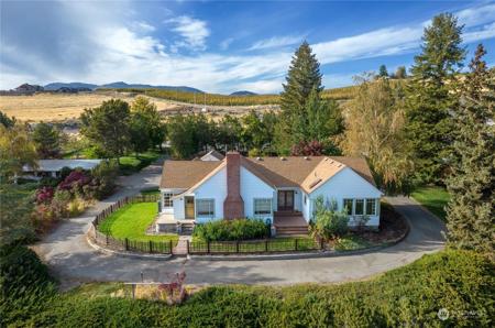 944 Sunrise Heights