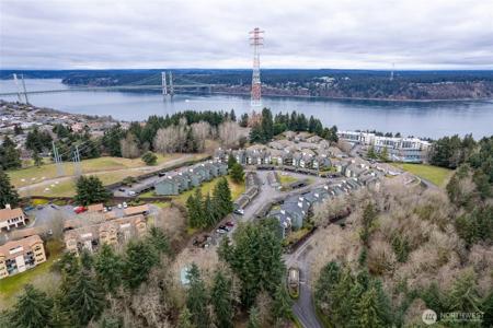3008 Narrows