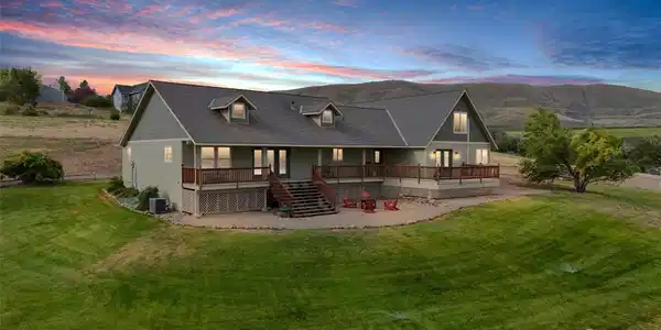 201 Vanderbilt