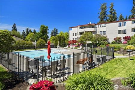 8516 196th SW