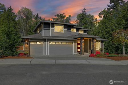 8057 Commons
