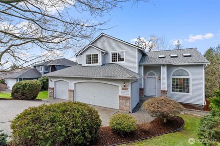 7626 74th NE
