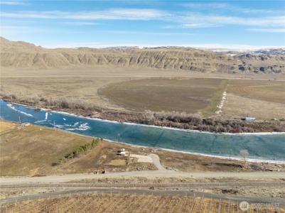 614 Monse River