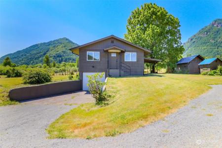 355 Pleasant Valley