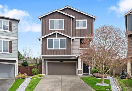 7919 153rd E