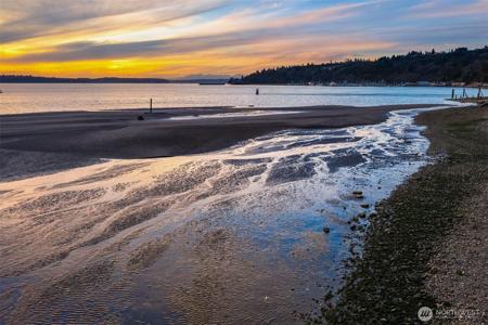 4409 Marine View Drive