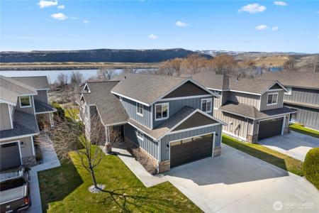 23951 Crescent Bay NW