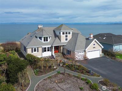 103 E Seashore