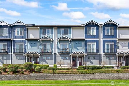 2124 Yakima