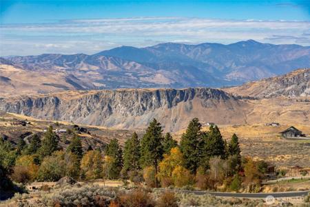 34 Corral Creek