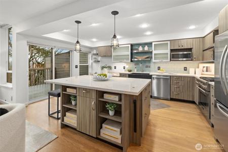 7250 Old Redmond