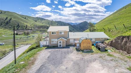 7300 Nahahum Canyon