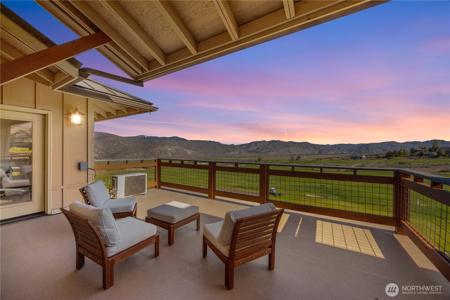 1030 Desert Canyon