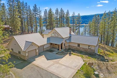 2372 Eagle River