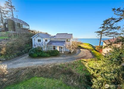 2337 West Beach